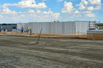 Lightweight concrete panel factory & warehousing